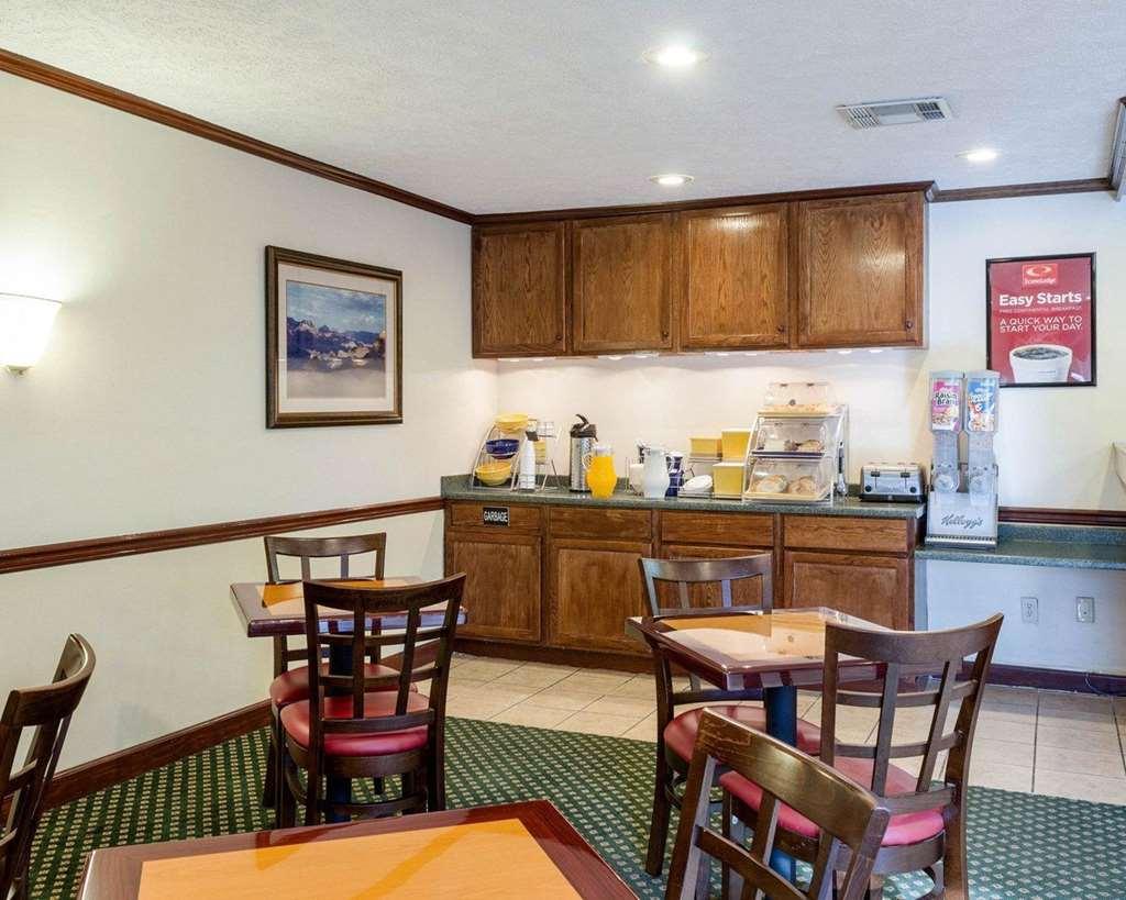 Econo Lodge Kosciusko Restaurant photo